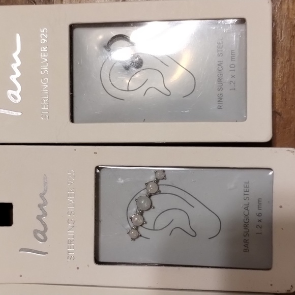 Earrings - Picture 6 of 6